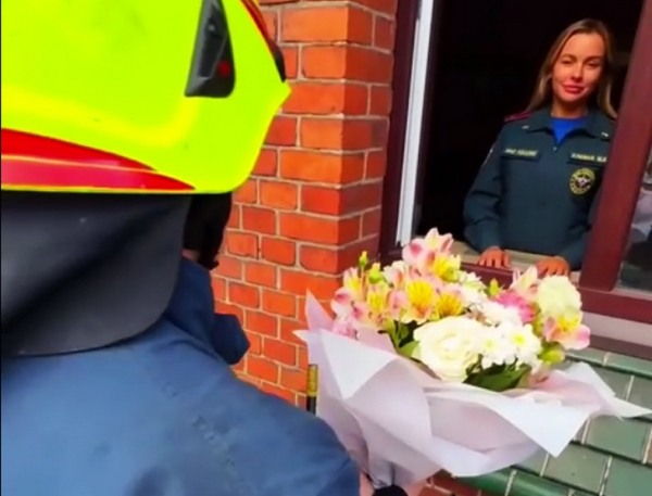 В Калининграде показали запредельно романтичное поздравление с 8 Марта