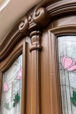 В доме-памятнике напротив крайсхауса в Железнодорожном установили историческую дверь с витражом (фото)
В доме-памятнике напротив крайсхауса в Железнодорожном установили историческую дверь с витражом (фото)