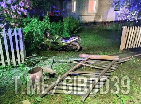 В Черняховске полиция гнала через весь город пьяного на мотоцикле В Черняховске полиция гнала через весь город пьяного на мотоцикле