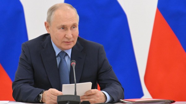 Telegraph: неожиданная поездка Путина в Калининград напугала соседние страны ЕС