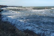 Шторм повредил лестничные спуски к морю в Пионерском и Заостровье (фото)
Шторм повредил лестничные спуски к морю в Пионерском и Заостровье (фото)