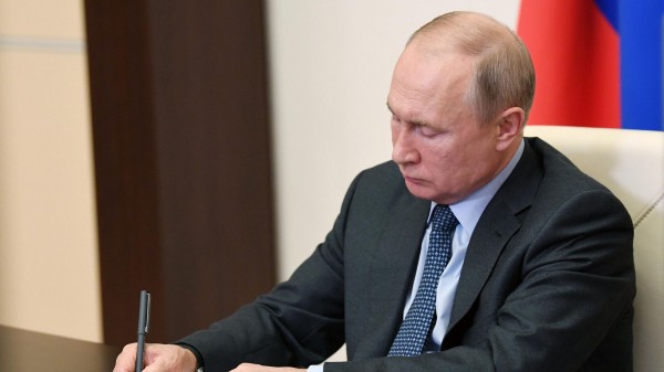 Путин присоединил управление морской связи по Сахалину к ФГУП "Нацрыбресурсы" Путин присоединил управление морской связи по Сахалину к ФГУП "Нацрыбресурсы"
