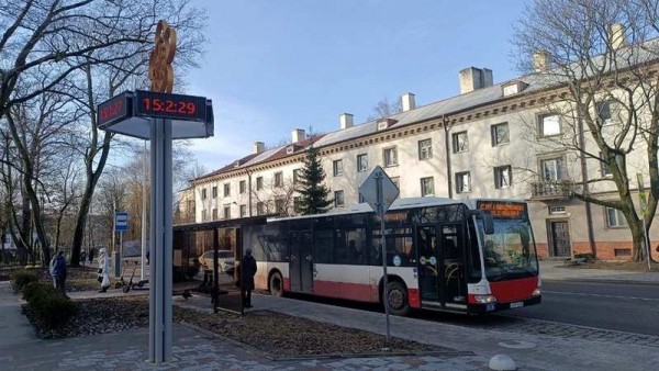 В Калининграде установили часы с обратным отсчётом В Калининграде установили часы с обратным отсчётом