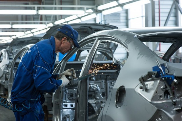 Калининградский «Автотор» запустит производство собственных электрокаров в 2025 году
Калининградский «Автотор» запустит производство собственных электрокаров в 2025 году