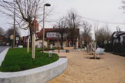 «Цветная плитка и пешеходные зоны»: в Зеленоградске завершают благоустройство центральных улиц (фото)
«Цветная плитка и пешеходные зоны»: в Зеленоградске завершают благоустройство центральных улиц (фото)