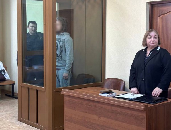В Калининграде надолго застряли развлекавшиеся у Вечного огня туристы