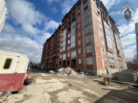 На стройке 9-этажного дома в Васильково погиб рабочий подрядной организации На стройке 9-этажного дома в Васильково погиб рабочий подрядной организации