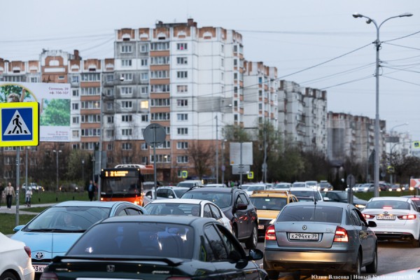 «Просто ужас»: жители Сельмы остаются без парковок из-за концертов в ДС «Янтарный» «Просто ужас»: жители Сельмы остаются без парковок из-за концертов в ДС «Янтарный»
