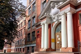 В Калининграде нашли подрядчика для ремонта корпуса КГТУ в Малом переулке
В Калининграде нашли подрядчика для ремонта корпуса КГТУ в Малом переулке