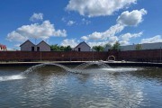 
						На Библиотечном пруду в Светлом заработал фонтан в виде книги (фото)											
