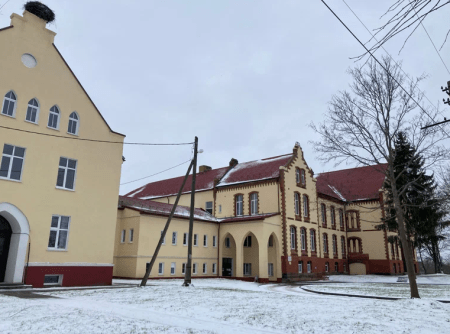 Главврач больницы получила представление за строительный мусор Главврач больницы получила представление за строительный мусор
