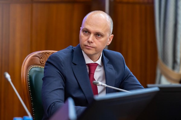 В Калининграде назначено экстренное заседание по губернатору В Калининграде назначено экстренное заседание по губернатору