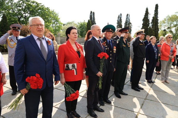 ПАРАД КАДЕТСКИХ КЛАССОВ И ЮНАРМЕЙСКИХ ОТРЯДОВ, ПОСВЯЩЕННЫЙ 79-Й ГОДОВЩИНЕ ПОБЕДЫ В ВЕЛИКОЙ ОТЕЧЕСТВЕННОЙ ВОЙНЕ ПАРАД КАДЕТСКИХ КЛАССОВ И ЮНАРМЕЙСКИХ ОТРЯДОВ, ПОСВЯЩЕННЫЙ 79-Й ГОДОВЩИНЕ ПОБЕДЫ В ВЕЛИКОЙ ОТЕЧЕСТВЕННОЙ ВОЙНЕ