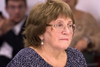 Светлана Хромова: Дети не будут уезжать ни в Англию, ни в Польшу, ни в Москву, ни в Питер Светлана Хромова: Дети не будут уезжать ни в Англию, ни в Польшу, ни в Москву, ни в Питер