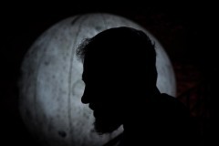 «Божья рука, динозавр и тысячи яблок»: в «Понарте» открыли выставку «Сотворение» от Анненкирхе (фото)
«Божья рука, динозавр и тысячи яблок»: в «Понарте» открыли выставку «Сотворение» от Анненкирхе (фото)