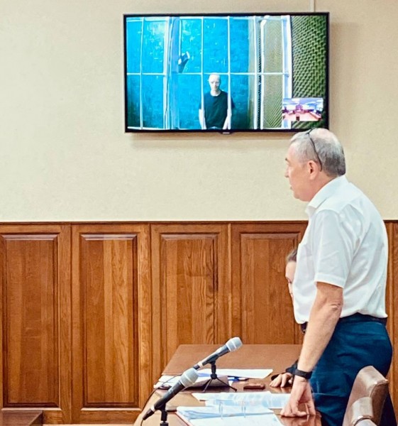 «Можно сделать вывод, что деньги предназначались министру образования» «Можно сделать вывод, что деньги предназначались министру образования»