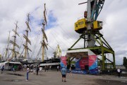 «Снова вместе»: в Калининграде открыли для посетителей барки «Крузенштерн» и «Седов» (фото)
«Снова вместе»: в Калининграде открыли для посетителей барки «Крузенштерн» и «Седов» (фото)