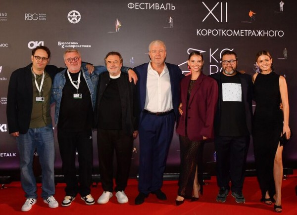 В Калининграде завершился фестиваль дебютного и короткометражного кино "Короче" В Калининграде завершился фестиваль дебютного и короткометражного кино "Короче"