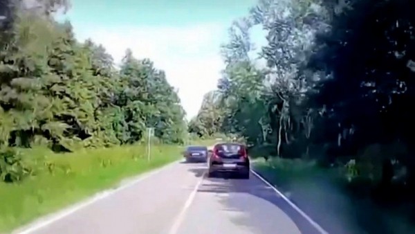 В Балтийске нашли гнавшего «вслепую» водителя В Балтийске нашли гнавшего «вслепую» водителя