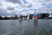 На площади Победы в Калининграде развернули огромный флаг России (фото)
На площади Победы в Калининграде развернули огромный флаг России (фото)