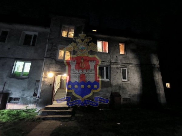 Теперь маленькая девочка выпала из окна в Балтийске Теперь маленькая девочка выпала из окна в Балтийске