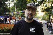 «Лисьи ушки, шаньга с икрой и арбузы на сене»: чем удивляют на городском пикнике в Королевском парке (фото) Избранное
«Лисьи ушки, шаньга с икрой и арбузы на сене»: чем удивляют на городском пикнике в Королевском парке (фото) Избранное