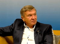 Василий Симонов: Откройте розничную торговлю, и никто не будет янтарь копать и воровать Василий Симонов: Откройте розничную торговлю, и никто не будет янтарь копать и воровать