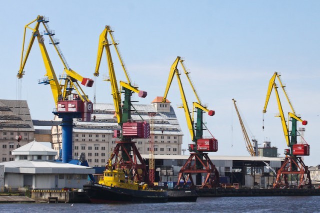 Объём грузов на морской линии в Калининградскую область вырос почти на 10%
Объём грузов на морской линии в Калининградскую область вырос почти на 10%