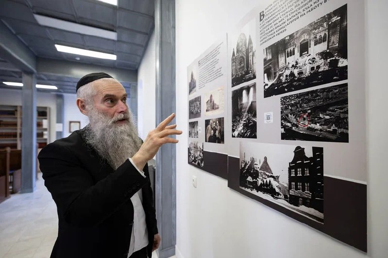 «История про свет»: главный раввин Калининградской области про Хануку, жизнь общины и память предков
«История про свет»: главный раввин Калининградской области про Хануку, жизнь общины и память предков