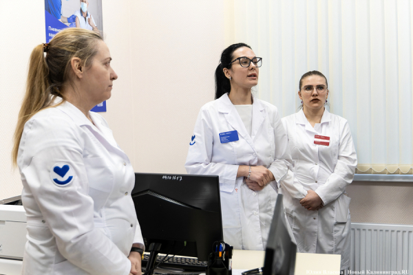&laquo;Сверили часы&raquo;: как прошла встреча с министром здравоохранения РФ в Калининграде (фото)