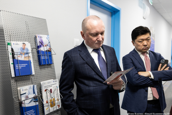&laquo;Сверили часы&raquo;: как прошла встреча с министром здравоохранения РФ в Калининграде (фото)