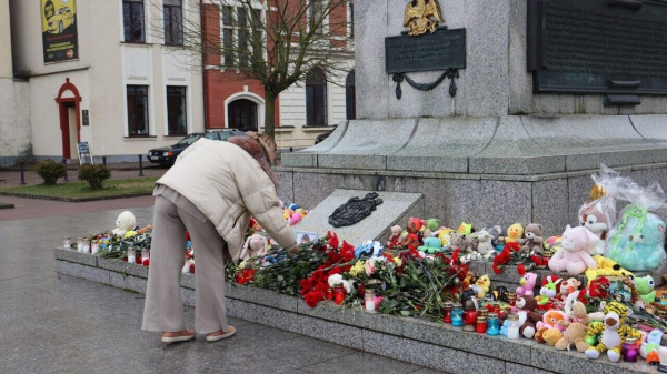 В Черняховске 6 февраля объявили траур в связи с убийством мальчика отчимом В Черняховске 6 февраля объявили траур в связи с убийством мальчика отчимом