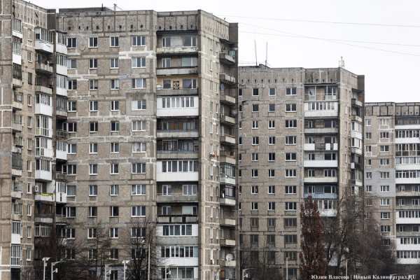 Переселяться не будем: что говорят соседи «падающего» дома на Моспроспекте Переселяться не будем: что говорят соседи «падающего» дома на Моспроспекте