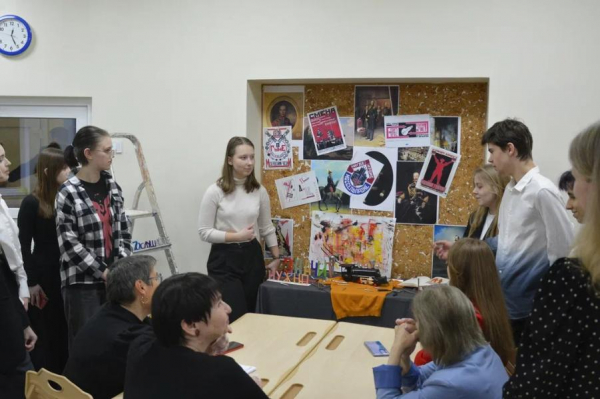 В лицее № 49 прошел региональный методический семинар-фестиваль, посвященный памяти Людмилы Николаевны Соколовой В лицее № 49 прошел региональный методический семинар-фестиваль, посвященный памяти Людмилы Николаевны Соколовой