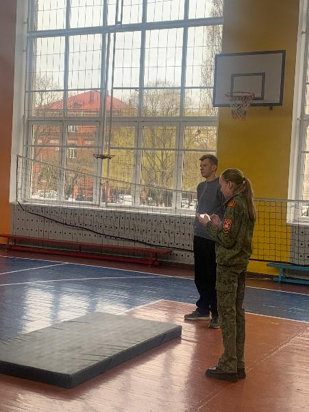 Финалисты муниципального этапа военно-патриотической игры «Зарница 2.0» прошли индивидуальные состязания по условно-военным специальностям Финалисты муниципального этапа военно-патриотической игры «Зарница 2.0» прошли индивидуальные состязания по условно-военным специальностям