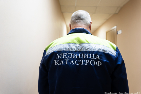 Врачи «скорых»: красивую статистику по зарплатам даёт работа на двух ставках Врачи «скорых»: красивую статистику по зарплатам даёт работа на двух ставках
