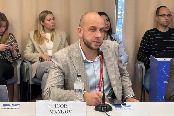 Трансарктический проект, бриллиант и лосось: что обсуждали на Форуме портовых городов
