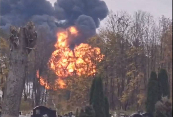 В 85 км от Калининграда упал военный самолёт (видео)