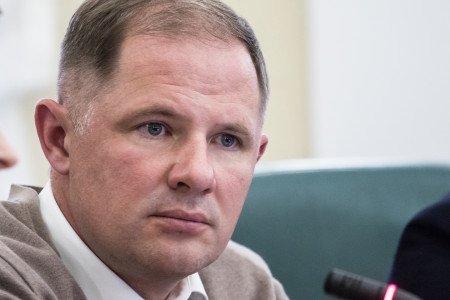 Вячеслав Генне ушел из правительства