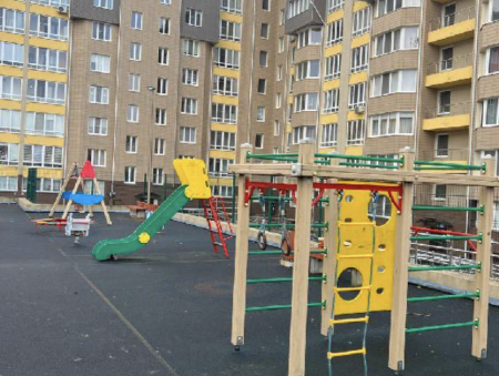 УК экс-депутата Зеленоградска через суд обязали обслуживать детскую и спортивную площадки