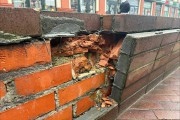 
						В Калининграде ищут подрядчика для реконструкции лавок-вазонов на улице Баранова (фото)											
